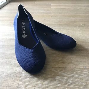 Retired Rothys Navy Flats